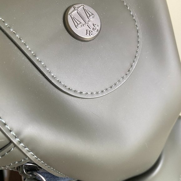 HUNTER BACKPACK - RUBBERIZED LEATHER - Picture 6 of 9